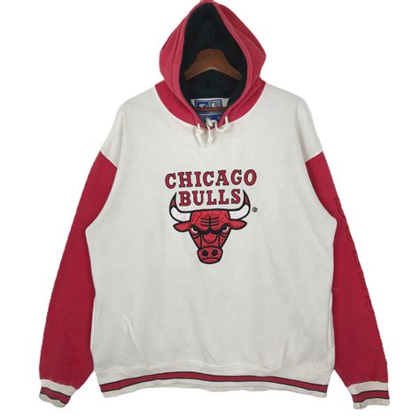 nike chicago bulls sweatshirt vintage.